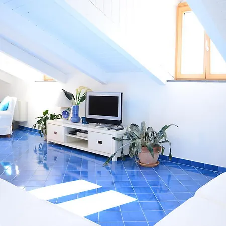 Bed & Breakfast La Soffitta Sul Mare 3*