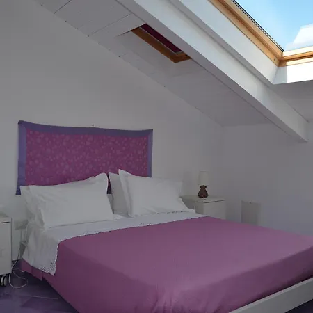 Bed & Breakfast La Soffitta Sul Mare 3*