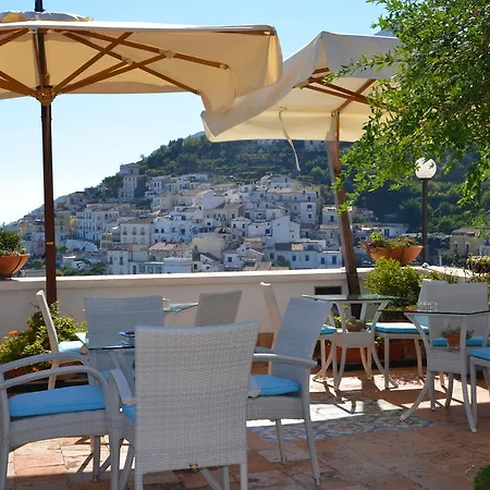 ベッド・アンド・ブレックファスト La Soffitta Sul Mare Vietri