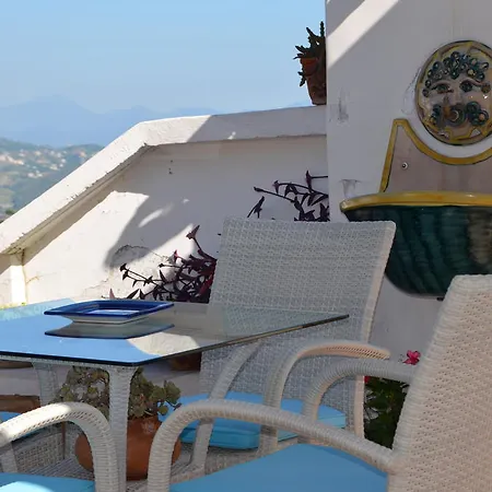 ベッド・アンド・ブレックファスト La Soffitta Sul Mare 3*